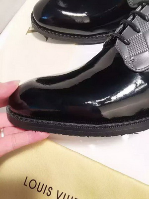 LV Business Men Shoes--002